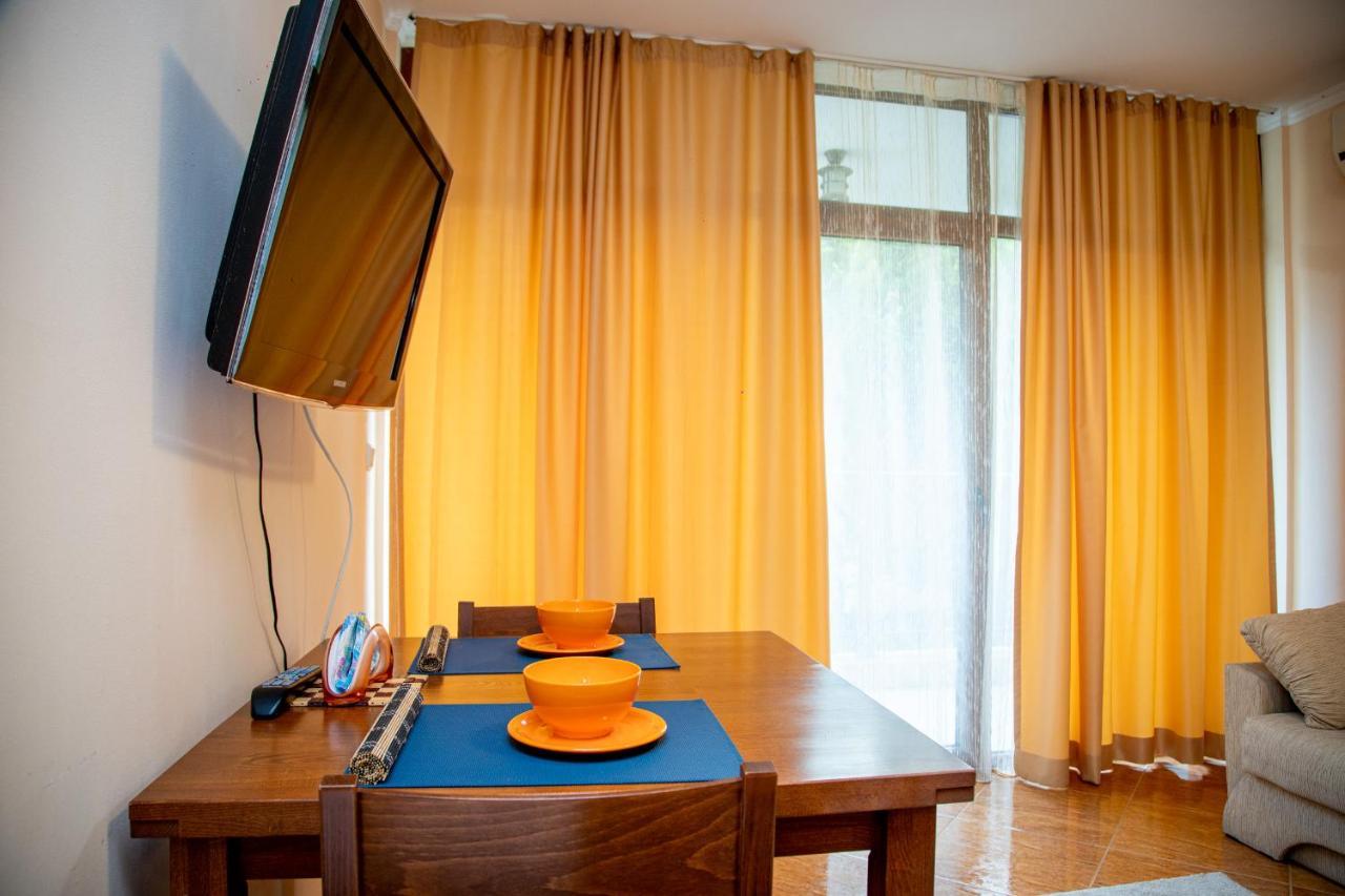 Helios Studio In A Complex In St Vlas By Flat Mаnаger Sveti Vlas Esterno foto